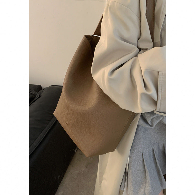 Minimalistische Tragetasche Karnz