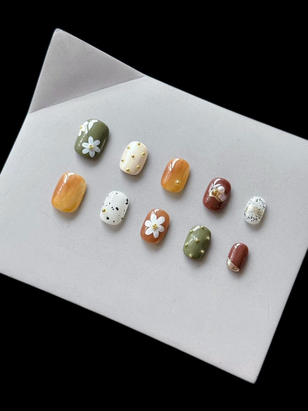 Künstlerisches Press-On Nageldesign Set  1791773005