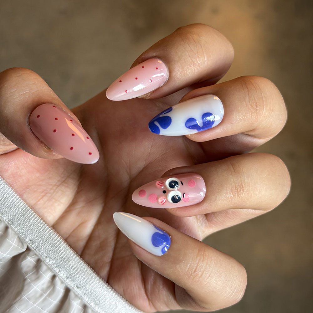 Verspieltes Cartoon Press-On Nagelset Karnz