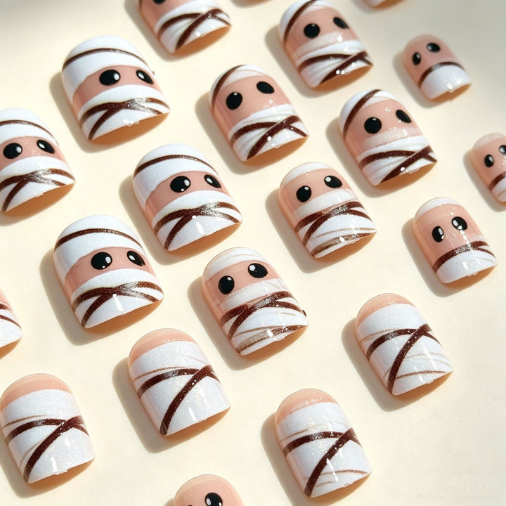 Halloween Themed Press-On Nail Design Karnz
