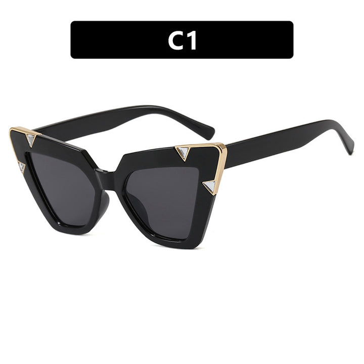 Damen Cat-Eye Sonnenbrille mit luxuriösem Motiv und schützendem UV-Filter Karnz