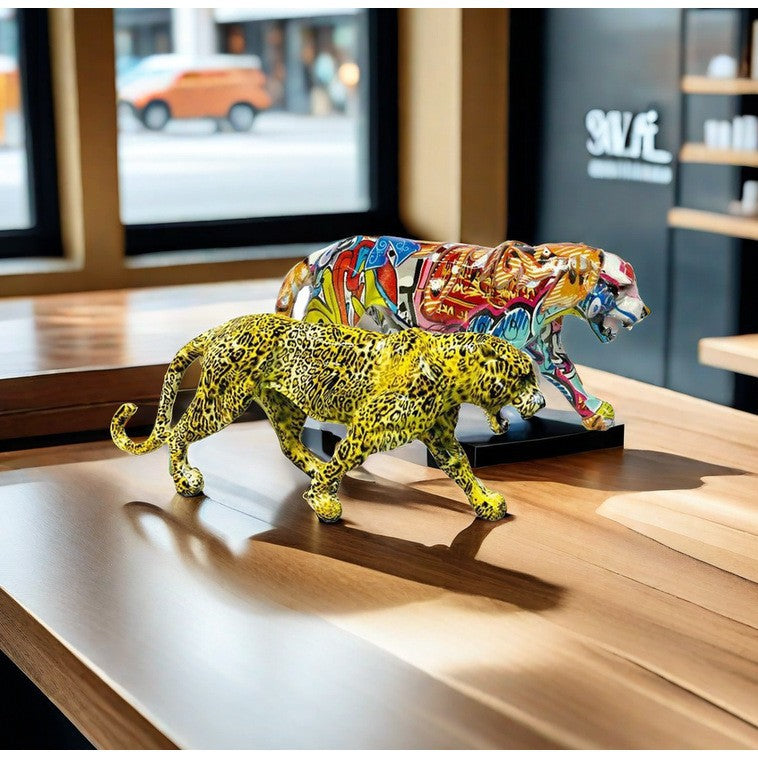 Dekorative Leopardenfigur aus Kunstharz Karnz