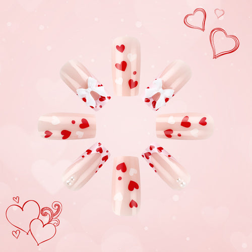 Romantisches Nageldesign Karnz