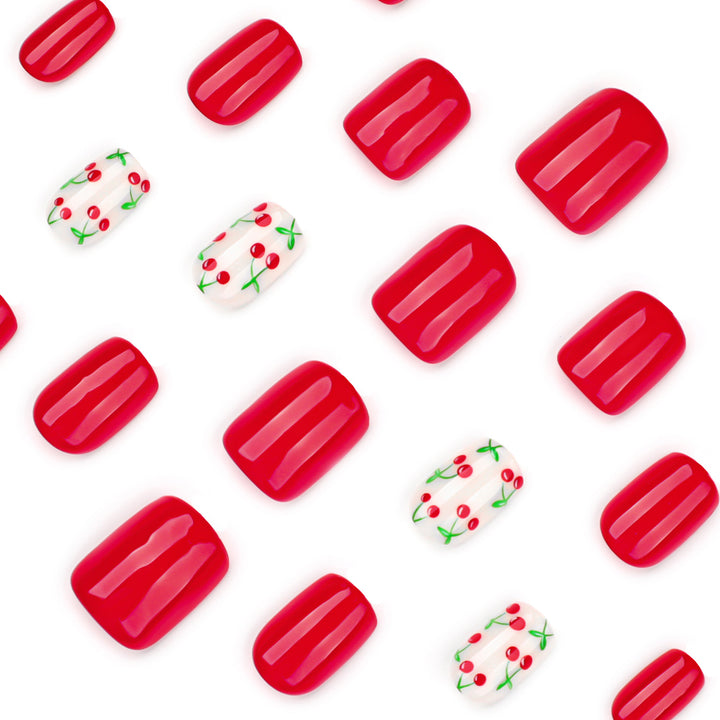 Kreative Nagelkunst mit fruchtigem Kirschdesign Karnz