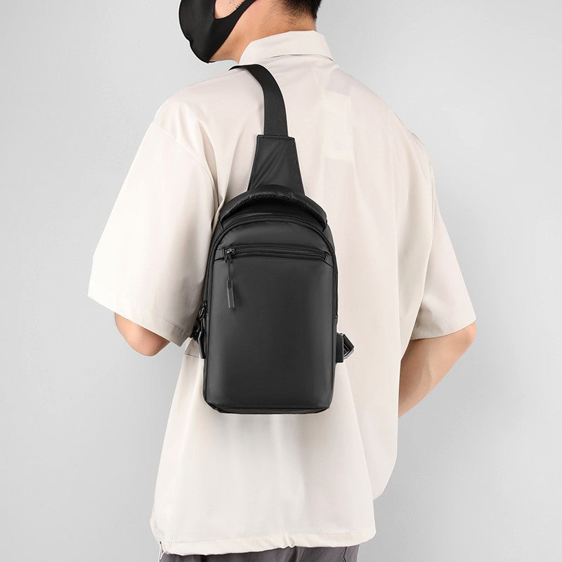Kompakte Sling-Rucksack Karnz