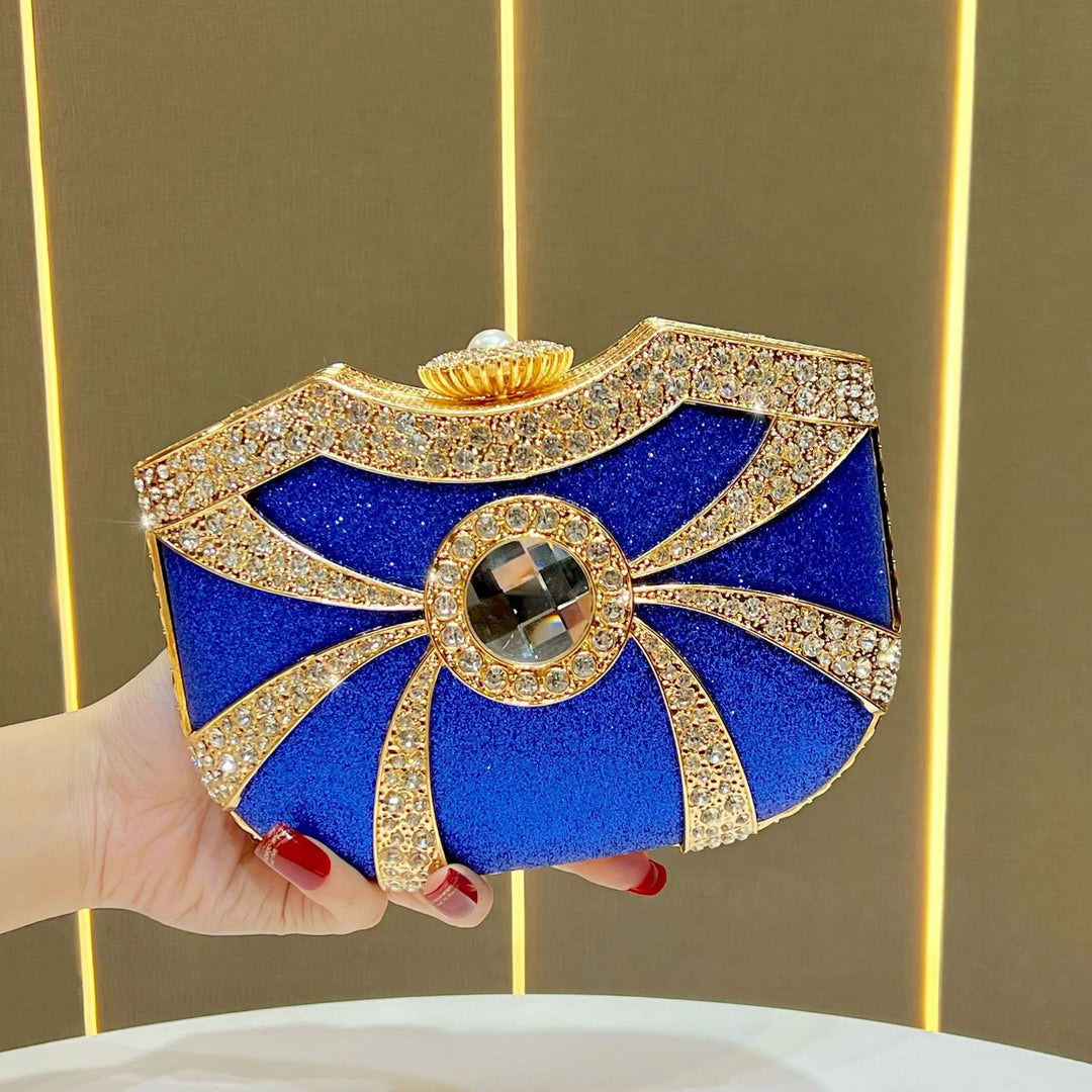Dekorative Abenda clutch mit Strass-Akzenten