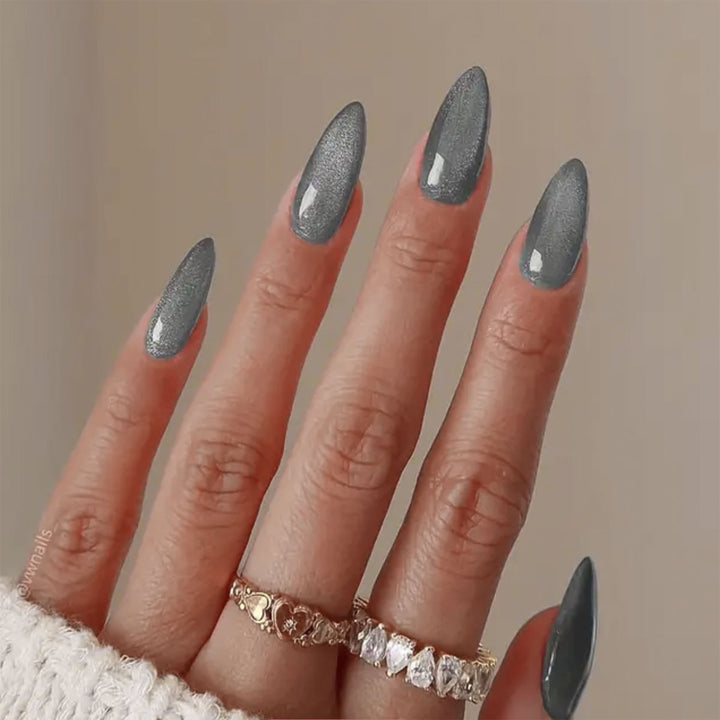 Künstlerisches Press-On Nagelset