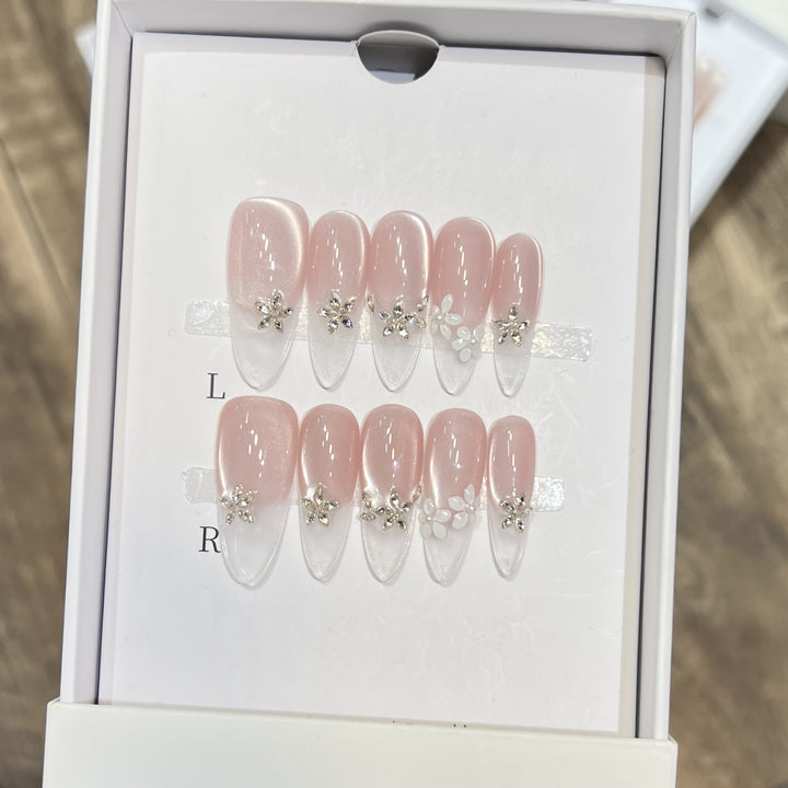 Elegantes wiederverwendbares Press-On-Nagelkunstset