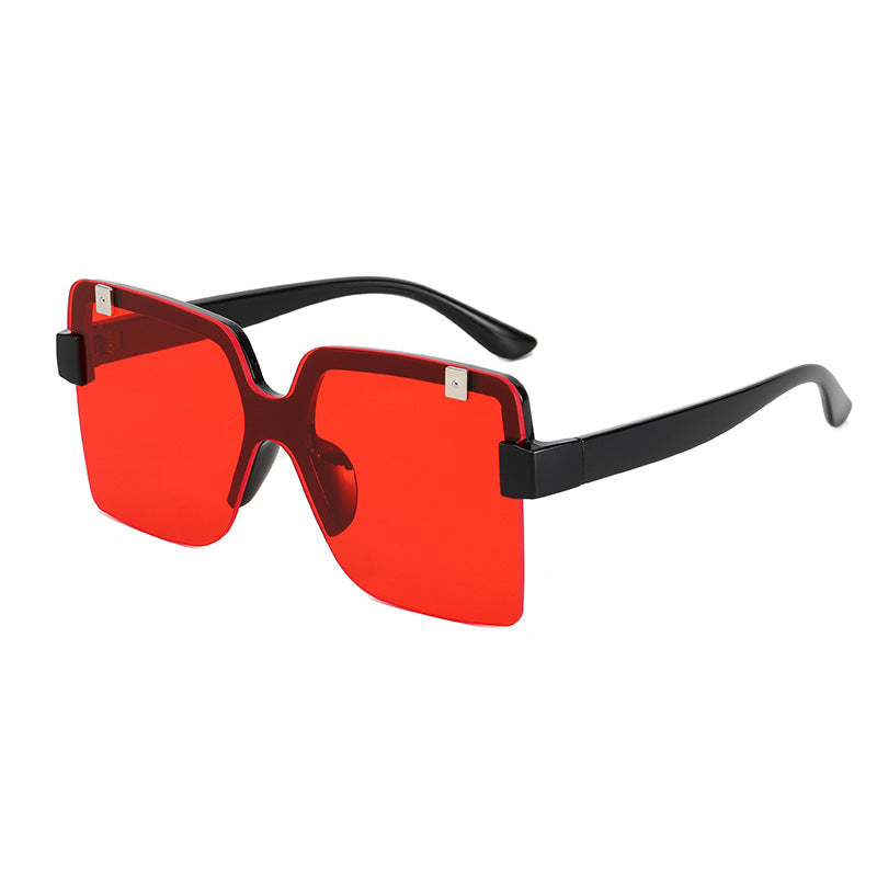 Damen Modische Oversized-Sonnenbrille mit futuristischem Design Karnz