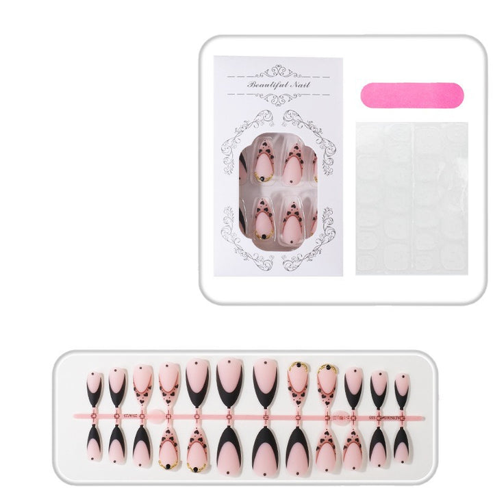 Einzigartiges Elegantes Press-On Nagelspitzen Set Karnz