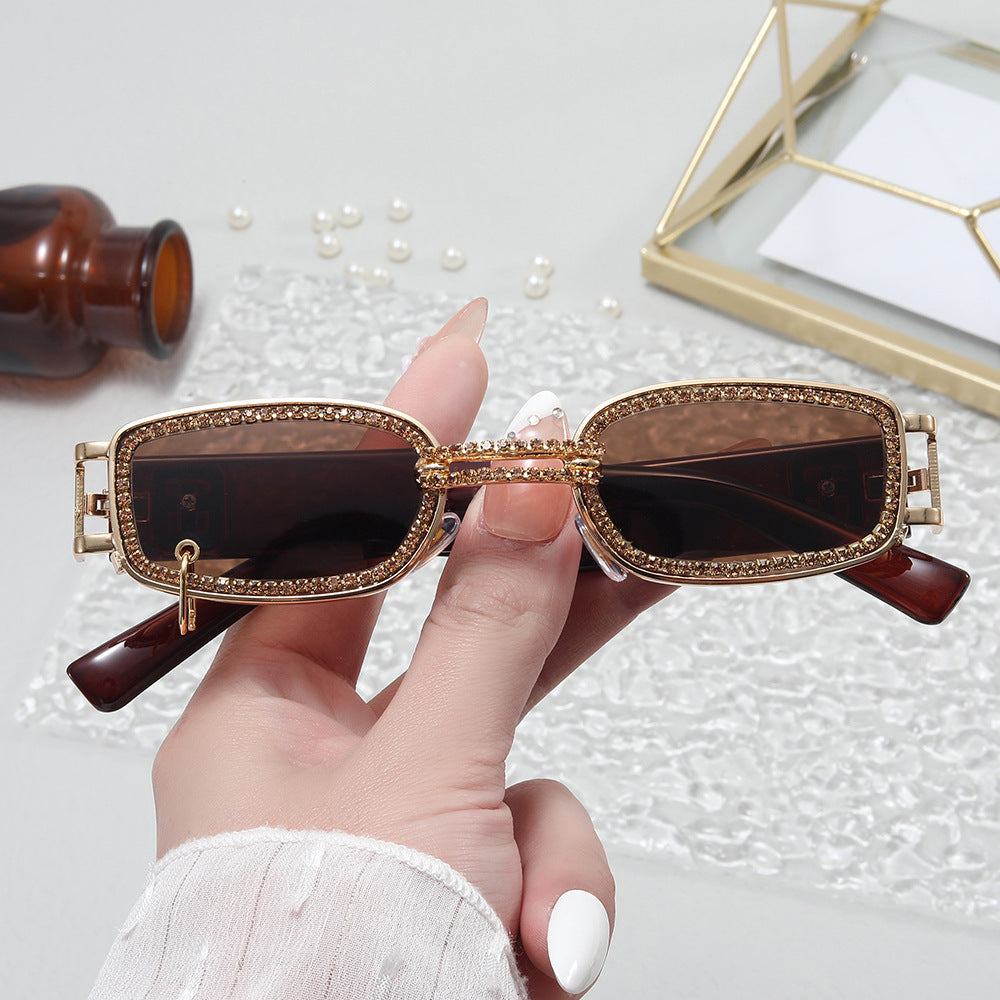 Damen modische Sonnenbrille mit funkelndem Kristallrahmen Karnz