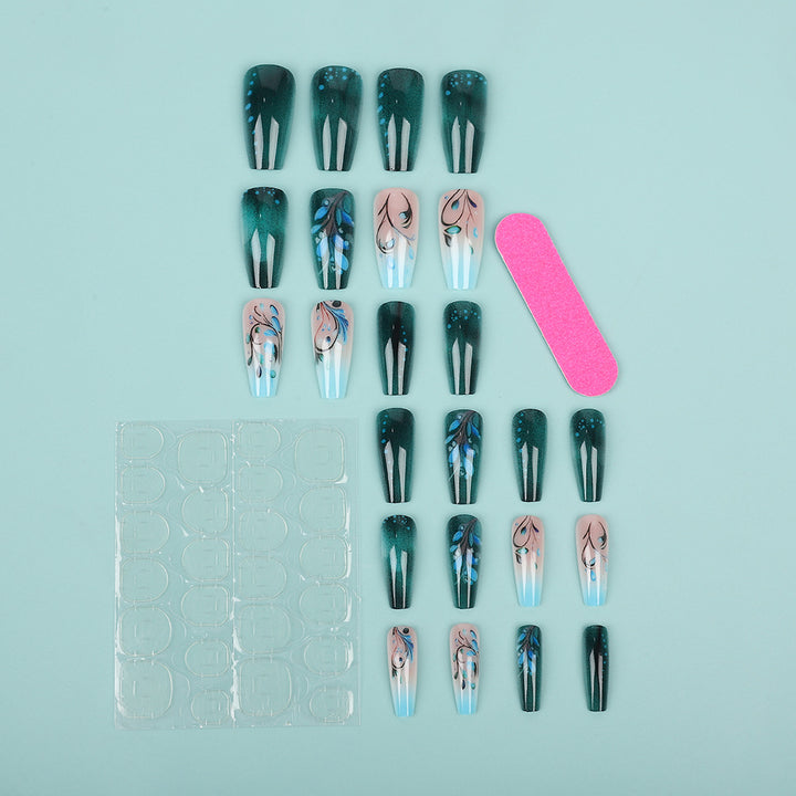 Kreative Nail Art Fingernägel Karnz