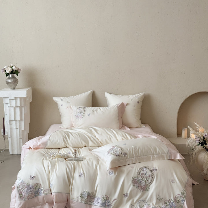 Luxuriöses Satin-Bettwäscheset mit floraler Stickerei