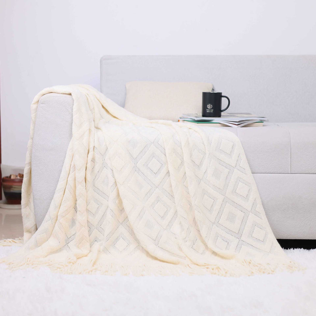 Gemütliche Strickdecke Karnz