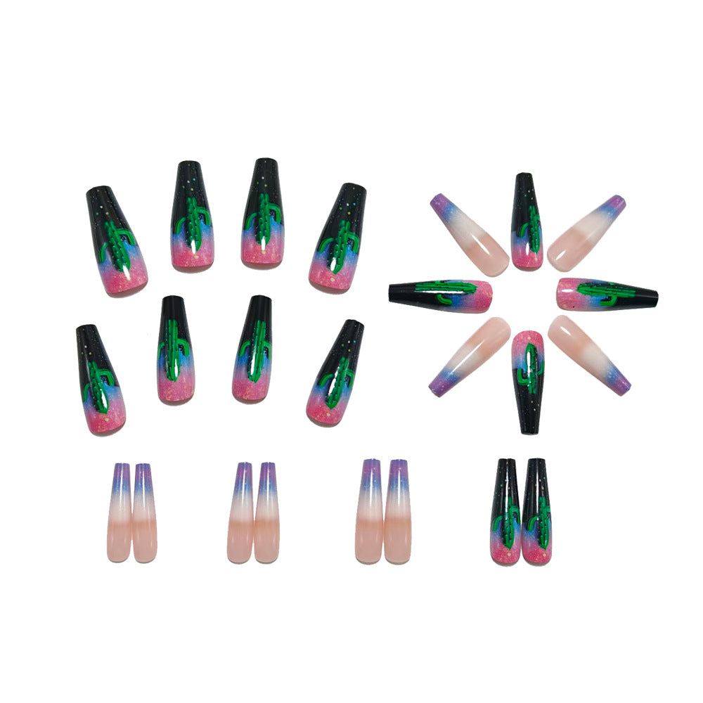 Kreative Nagelkunst mit Kaktusdesign Karnz