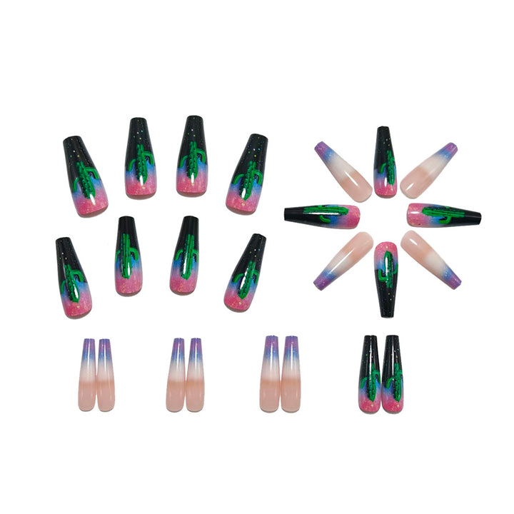 Kreative Nagelkunst mit Kaktusdesign Karnz