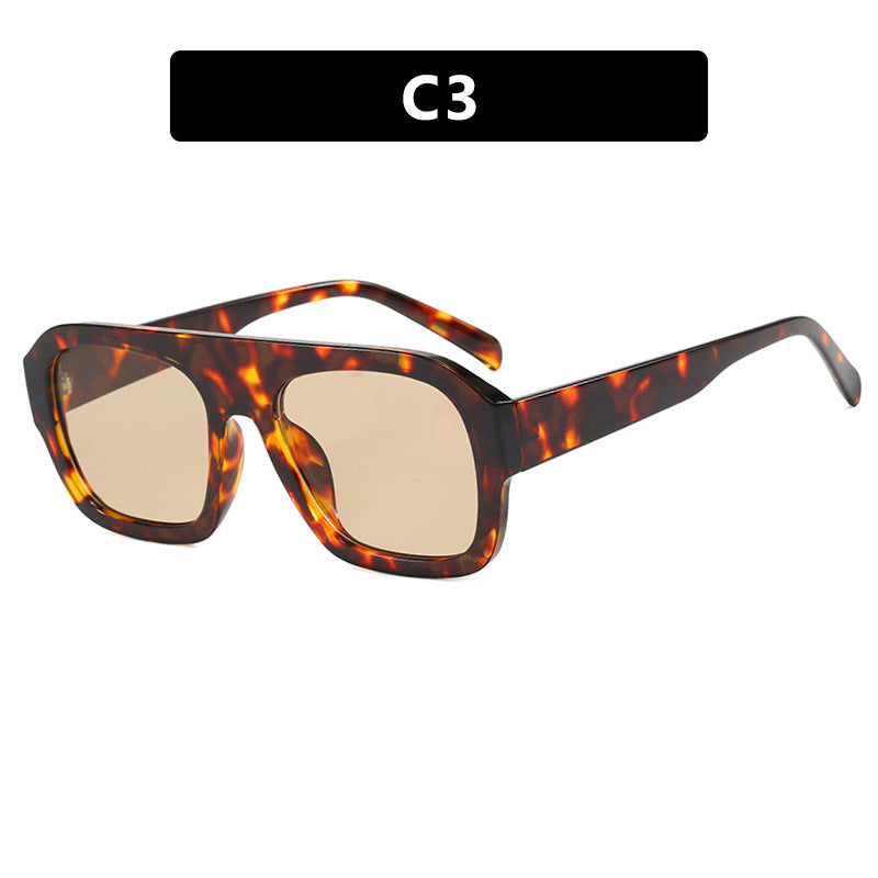 Damen modische Sonnenbrille im schützenden Oversized-Format Karnz