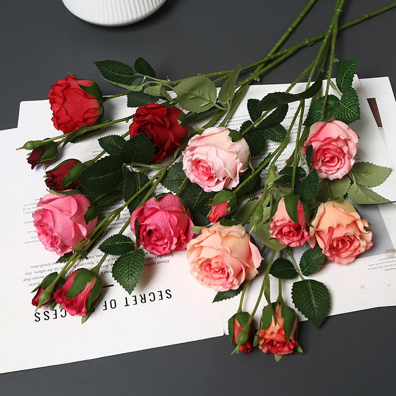 Realistischer Künstlicher Rosenstiel