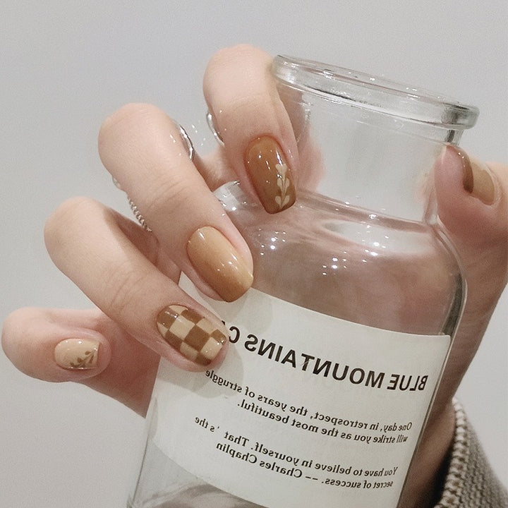 Artistic Chic Press-On Nail Art