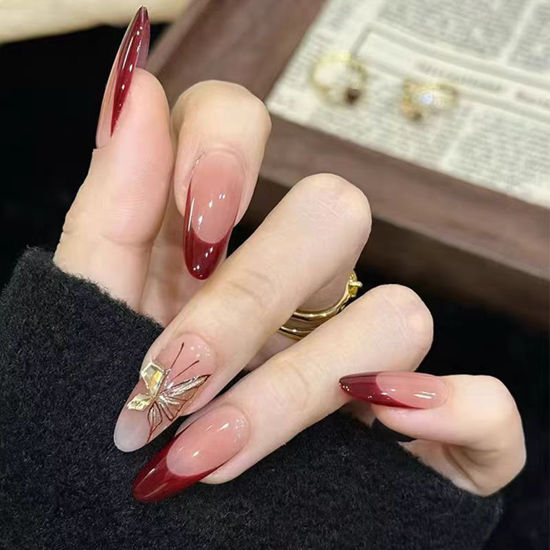 Elegante Ombre Stiletto Nagelset Karnz