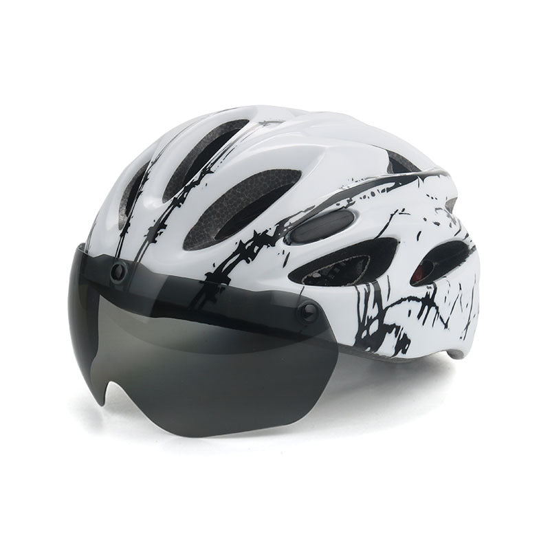 Fahrradhelm mit integriertem Visier Karnz