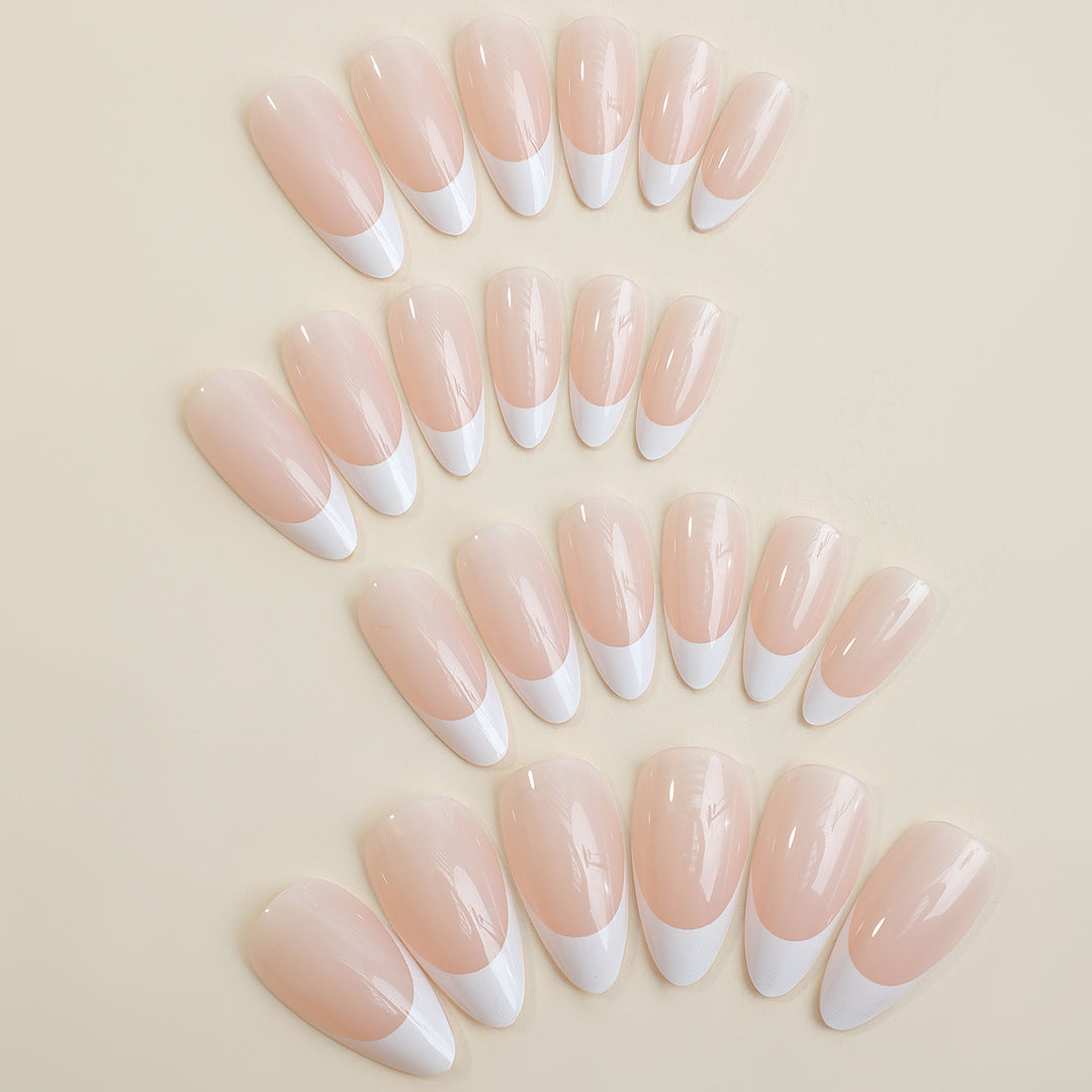 Press-On Nagelset mit französischem Spitzendesign Karnz