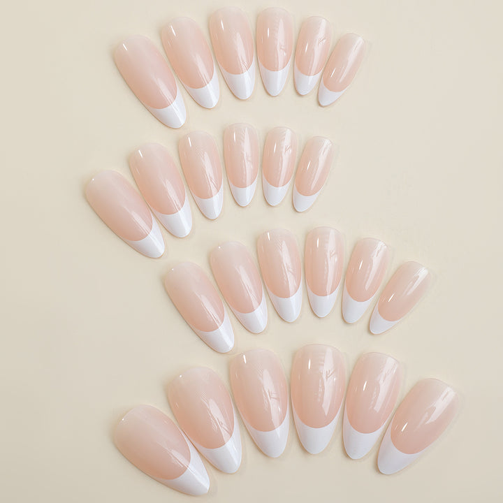 Press-On Nagelset mit französischem Spitzendesign Karnz