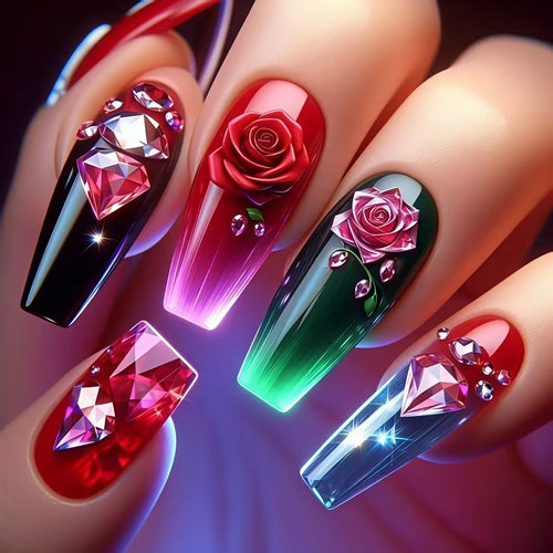 Kunstnägel mit Floralen und Glitzernden Akzenten Karnz