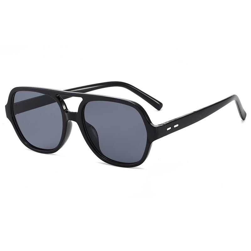 Damen quadratische Brille mit klarem Rahmen und modischem Design Karnz