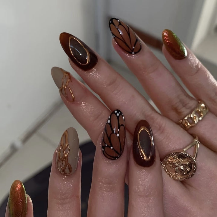 Artistic Nail Design Press-On Set