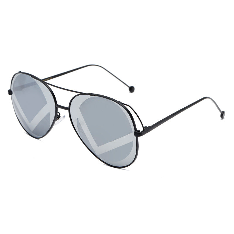 Damen modische geometrische Sonnenbrille Karnz