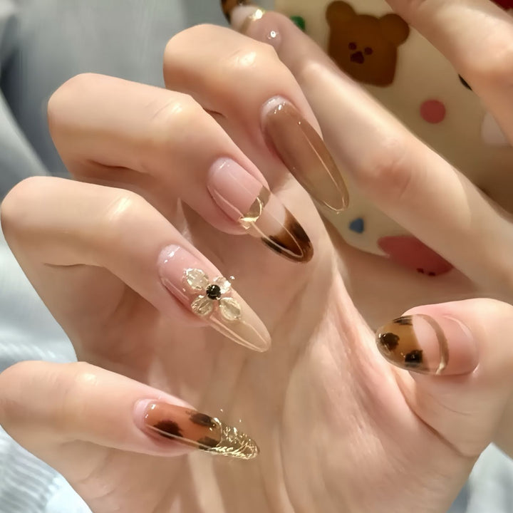 Premium Glitzernde Press-On Nagelerweiterungen Karnz