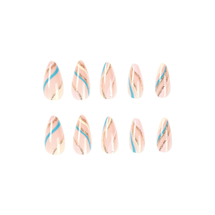 Kunstvolle Nailart mit metallic Akzenten und abstrakten Designs Karnz