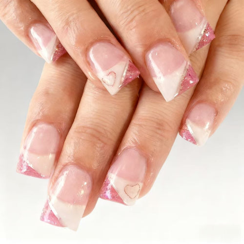 Elegante Herz-Beschmückte Press-On Nagelset Karnz
