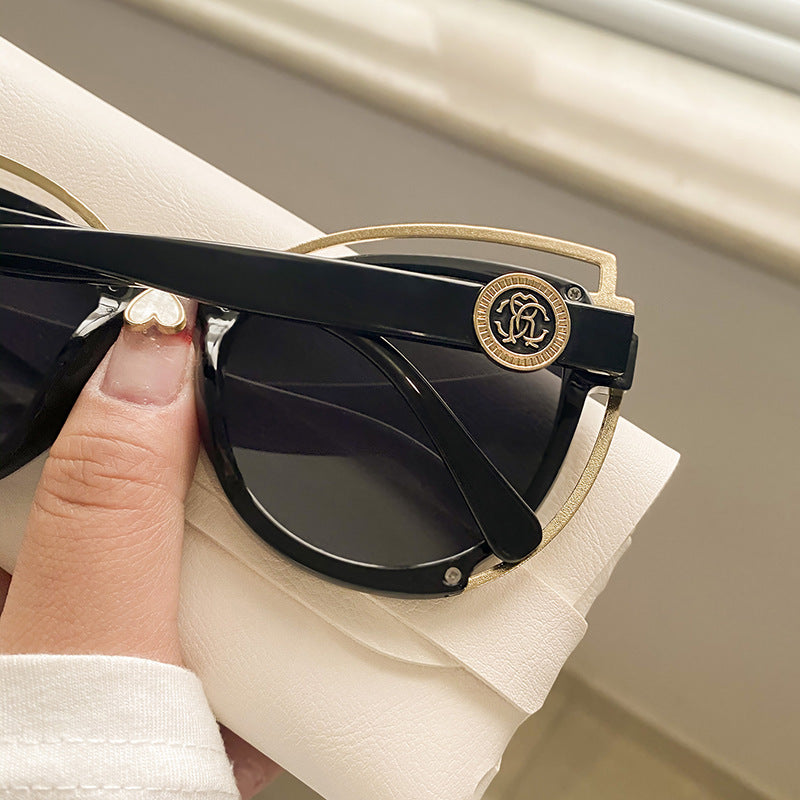 Damen Cat-Eye Sonnenbrille mit funkelndem Detail Karnz