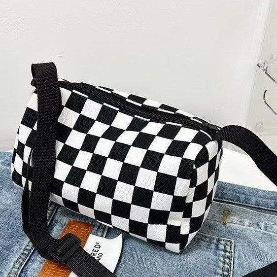 Stylische Schachbrett-Crossbody