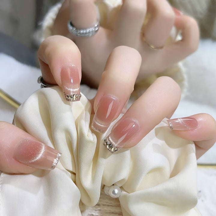 Elegantes Glitter-Tipp Press-On Nagelset Karnz