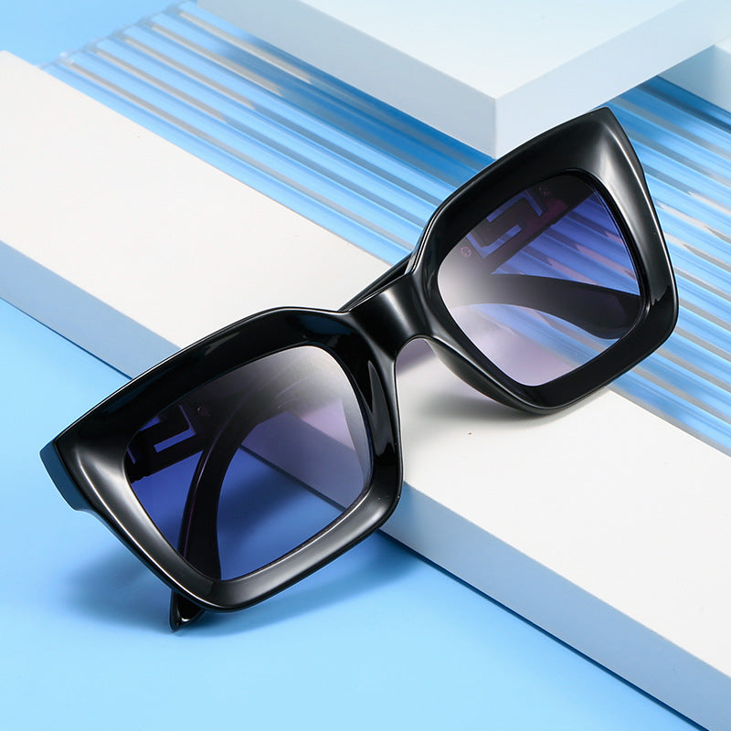 Damen Quadratische Sonnenbrille mit luxuriösem Design Karnz