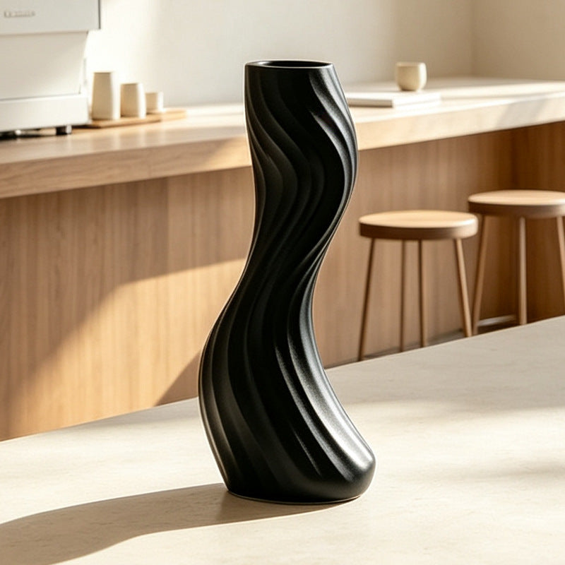 Elegante verdrehte dekorative Bodenvase Karnz