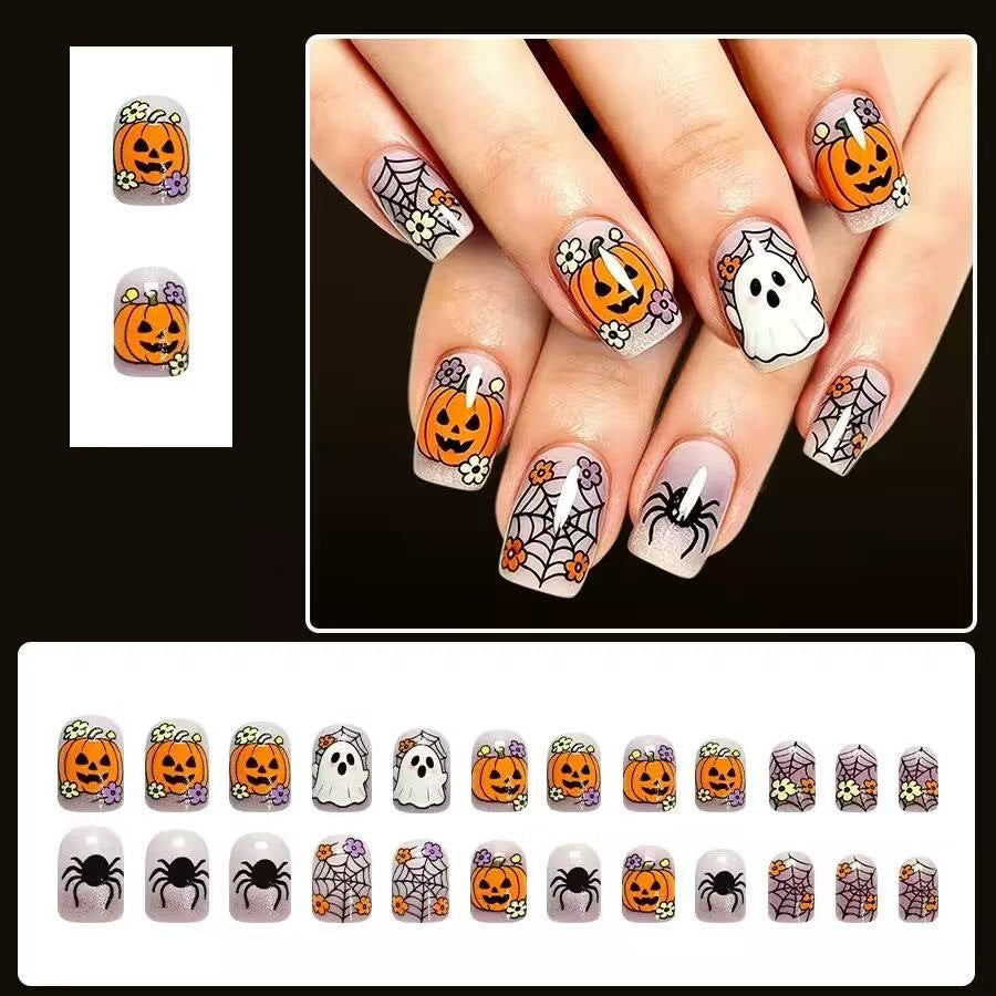 Kunstnagelset mit festlichen Halloween-Motiven Karnz