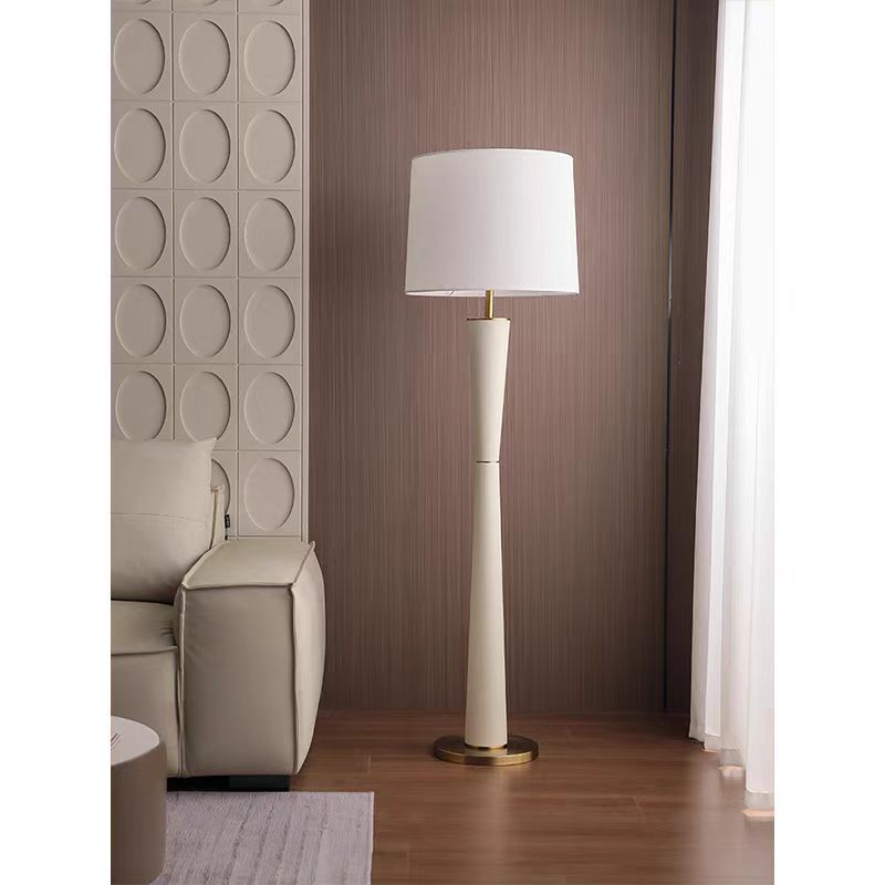 Moderne Minimalistische Stehlampe mit Weicher Lichtschirm