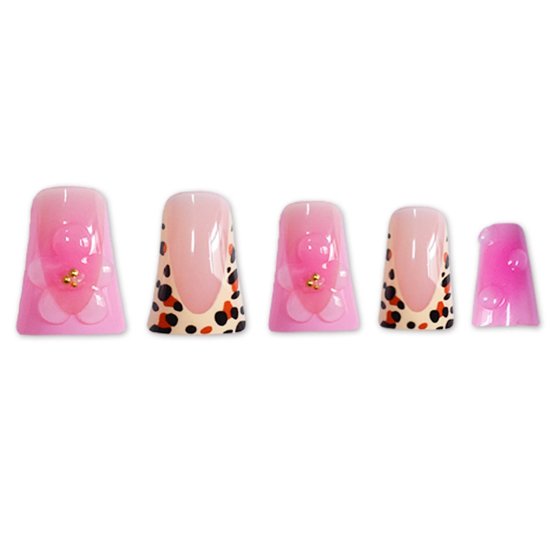Artistic Nail Design Karnz