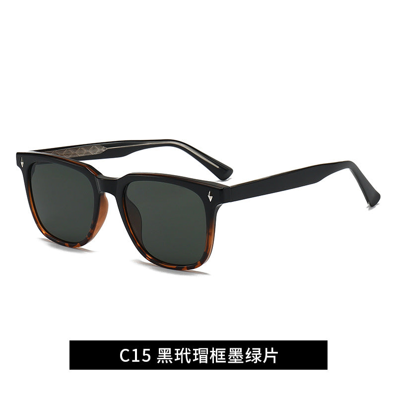Damen modische Sonnenbrille mit stilvollem und robustem Rahmen Karnz
