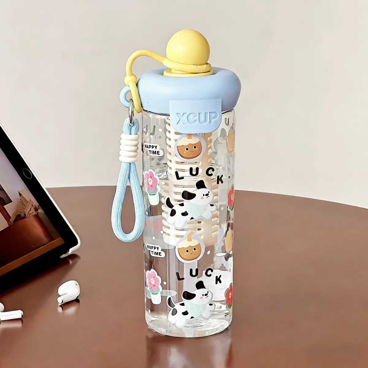 Damen Wasserflasche mit fröhlichen Motiv- und Frucht-Infusionseinsatz Karnz