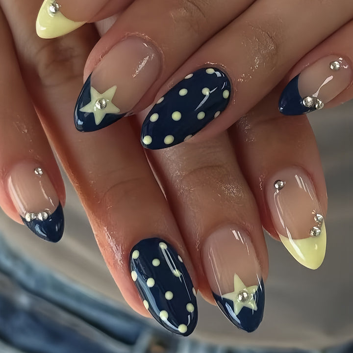 Künstlerisches Press-On Nagelkunstset Karnz