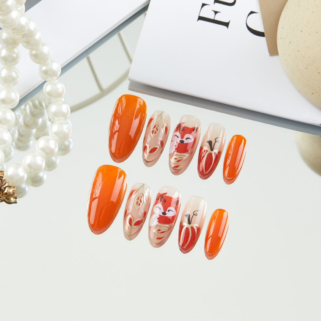 Premium Dekorative Nagelkunst Karnz