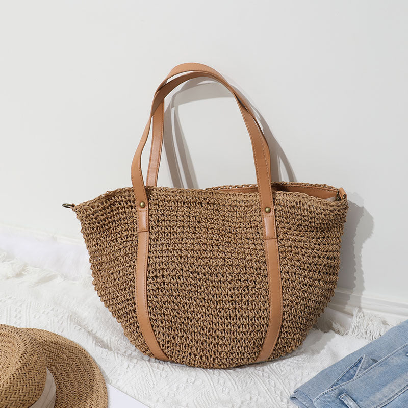 Damen Handtasche aus handgefertigtem Naturmaterial mit eleganten Lederakzenten Karnz