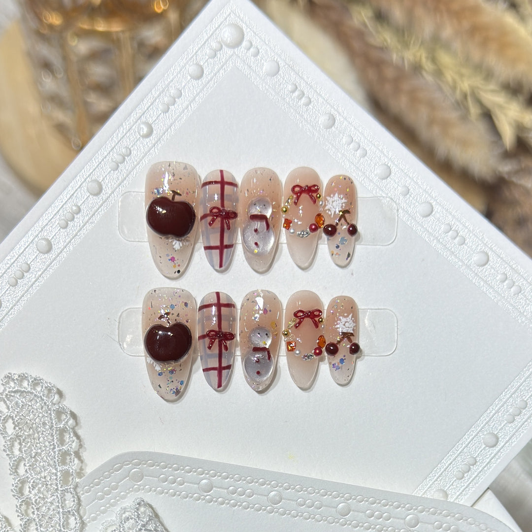 Winter-Themed Press-On Nail Art Set Karnz