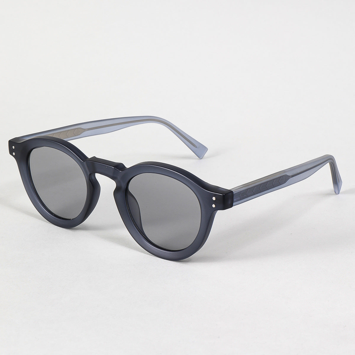 Damen modische Sonnenbrille im klassischen Rundstil Karnz