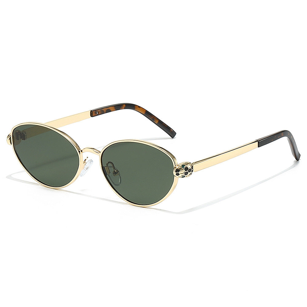 Chic Cat-Eye Sonnenbrille mit luxuriösen goldenen Akzenten Karnz